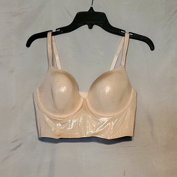 Victoria’s Secret – Body by Victoria Bra Top, Full coverage 38C - Picture 1 of 2